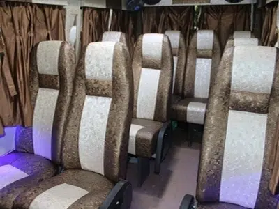 10 seater tempo traveller in chandigarh